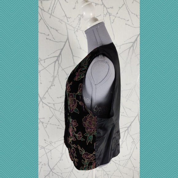 Tanjay Black Velvet Metallic Floral Button Front Vest - Picture 2 of 4
